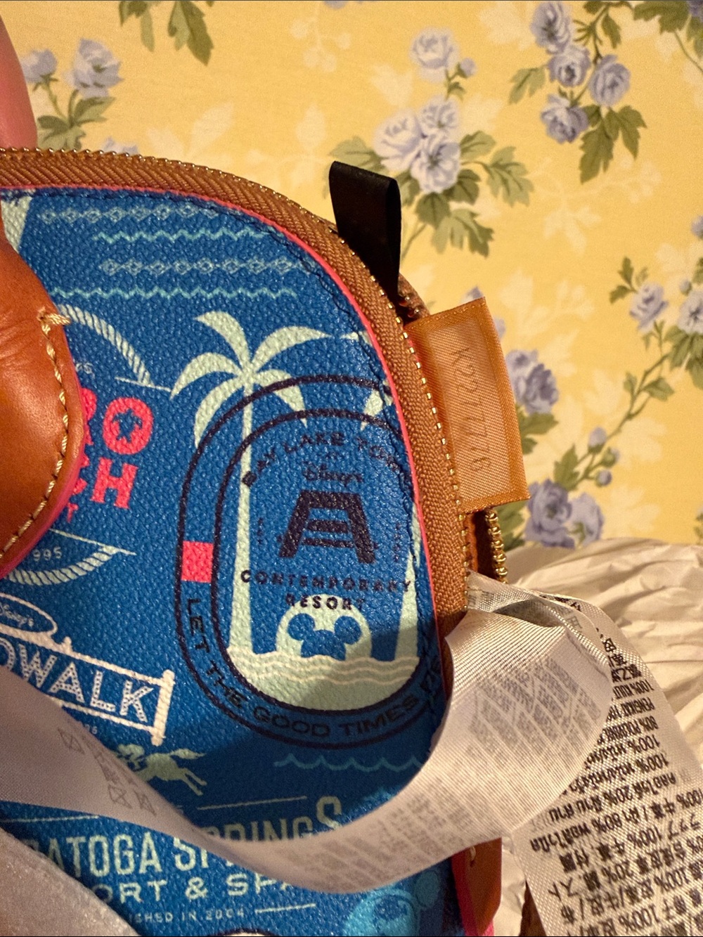 Dooney & Bourke Disney Vacation Club 2023 backpack - Picture 4 of 5